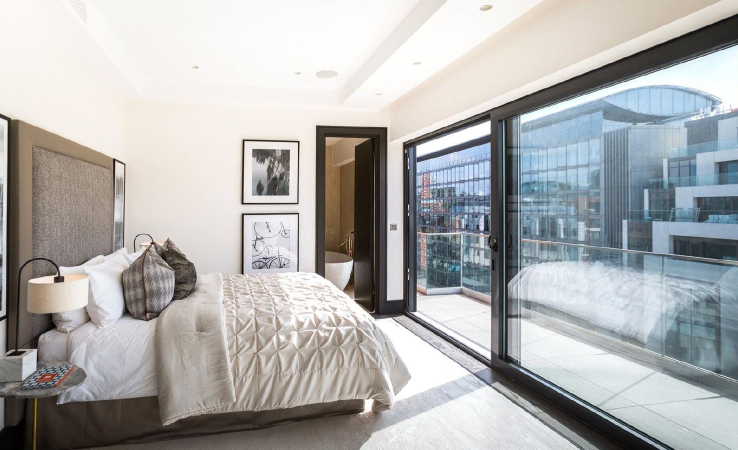 Vauxhall Bridge Road Imperial Penthouse